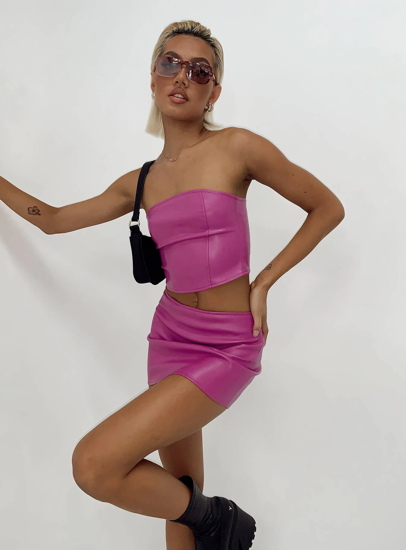 Motel Ima Skirt PU Hot Pink 6 Motel Ima Skirt PU Hot Pink - Image 6