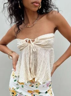 Princess Polly Long Summer Nights Top Ivory -Princess Polly Shop 0 modelinfo kristen us2 4a4fd063 4100 4d11 98f1 dcc806cf17aa