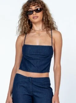 Princess Polly Shop -Princess Polly Shop 1 modelinfo Alyssa us4 86d3b51c 4f2e 49e1 8497 c7ac97d15549