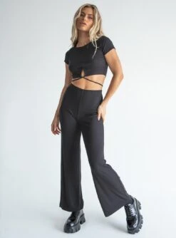 Princess Polly Shop -Princess Polly Shop 1 modelinfo cindy us2 269c7d1b eb30 4442 b1f4 88c87aa90951