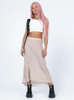 Princess Polly Monte Midi Skirt Yellow -Princess Polly Shop 1 modelinfo jayechelle us4 a13c5be1 fb7e 4a1a 825f 523d672fe0da