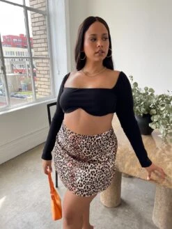 Jemima Grace Mini Skirt Curve