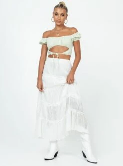 Princess Polly Sun Down Mid Rise Maxi Skirt White -Princess Polly Shop 2 modelinfo Alexis us2 fe2835f7 e6bd 4e3c 8c1b a39cbc1accbc