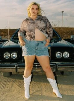 Carnival Long Sleeve Shirt Multi Curve -Princess Polly Shop 2 modelinfo Krysten us16 aa44bcab 66e3 43ae bc16 5970162b1082