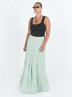 Princess Polly Miriah Maxi Skirt Sage -Princess Polly Shop 2 modelinfo Mikayla us8 d3e1ea3e 57bd 4e91 b2f8 f1bc6c5a2fd5