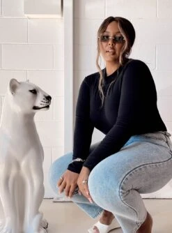 Maleny Long Sleeve Bodysuit Black Curve -Princess Polly Shop 2 modelinfo Paris us14 f3a7a7b3 5a39 4639 b8b2 c6dc95268cf4