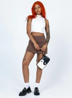 Princess Polly Emalda Top White -Princess Polly Shop 2 modelinfo chlo us4 2b099c0f 07da 4561 9d5b d105bc8720c0