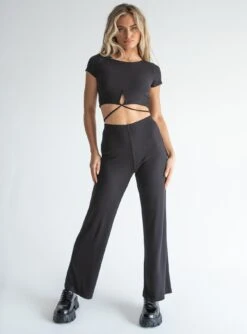 Princess Polly Liani Set Black -Princess Polly Shop 2 modelinfo cindy us2 c145e0a3 210d 4529 9d6e 1fb3e4bb9e83