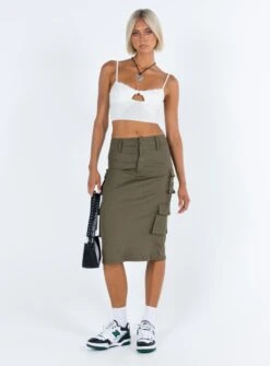 Alida Cargo Midi Skirt Olive Green -Princess Polly Shop 2 modelinfo kauri us2 5b606f50 597b 4043 841a 45e2c57e8fe9