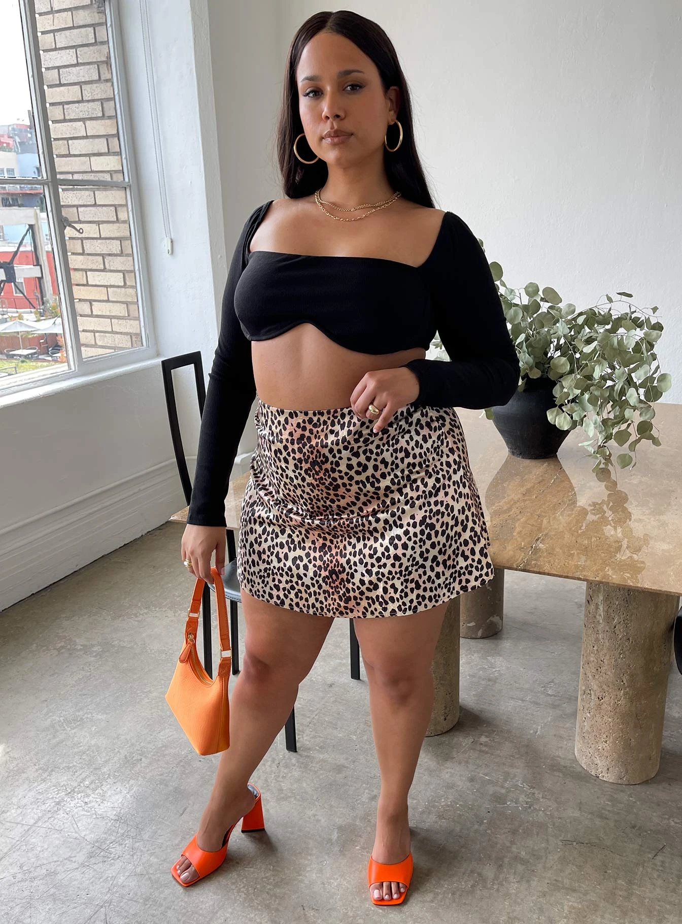 Jemima Grace Mini Skirt Curve 2 Jemima Grace Mini Skirt Curve - Image 2