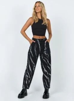 Mason Top Black Lower Impact 11 Mason Top Black Lower Impact -Princess Polly Shop 2 a35e646f 3521 4069 8159 dfa8dc0f2862