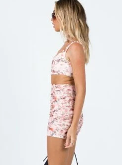 Princess Polly Cassandra Set Pink -Princess Polly Shop 3 modelinfo Alyssa us4 a933b387 842a 43c5 8fc9 0bfb6bf41d61