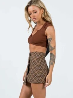 Princess Polly Davenport Mini Skirt Brown 10 Princess Polly Davenport Mini Skirt Brown -Princess Polly Shop 3 modelinfo Cathlin us2 9e55b023 5e84 48ef 9917 0ea78dc91339