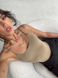 Geary Bodysuit Beige 6 Geary Bodysuit Beige -Princess Polly Shop 3 modelinfo Josephine us2 7dbb0d21 091b 42aa bee6 9a04ea23ce63