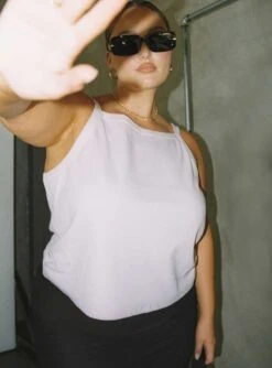 Ashby Top White Curve 6 Ashby Top White Curve -Princess Polly Shop 3 modelinfo Riley us14 c887cb15 db8a 49dc 97f5 86cd7d76e6c4