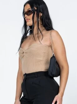 Princess Polly Kallista Bodysuit Beige -Princess Polly Shop 3 modelinfo alicia us8 bf1a8459 99c9 4964 9392 1827e8f3f86e