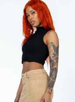 Princess Polly Emalda Top Black -Princess Polly Shop 3 modelinfo chlo us4 a40b570c d9a2 40bb 9b63 4f998959763c