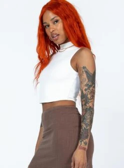 Princess Polly Emalda Top White -Princess Polly Shop 3 modelinfo chlo us4 afb4b18f 2627 421d 9552 c43f5f1c97a9