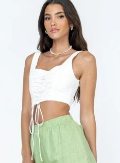 Princess Polly Holland Top White -Princess Polly Shop 3 modelinfo cindy us2 d77f06e5 7f5c 4589 9c9e 0567e5ffd495