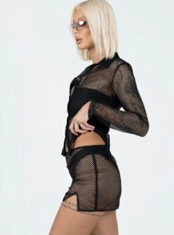 Princess Polly Star Crossed Micro Skirt Black -Princess Polly Shop 3 modelinfo emma leigh us4 f5a9b508 7484 430b b267 045f8d446d09