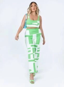 Princess Polly Kyla Set White / Green -Princess Polly Shop 3 modelinfo jasmine us8 2