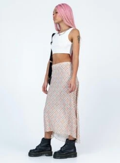 Princess Polly Monte Midi Skirt Yellow -Princess Polly Shop 3 modelinfo jayechelle us4 31cac6d3 6371 42b0 a160 572749233fbb