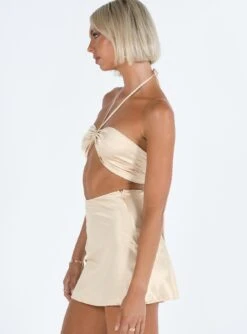 Marianna Set Champagne -Princess Polly Shop 3 modelinfo kauri us2 102291ef 4d13 478e a7e7 6be4a8935df0