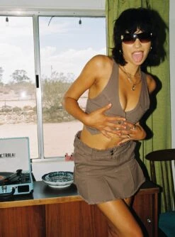 Princess Polly Bass Drop Mid Rise Mini Skirt Khaki -Princess Polly Shop 3 modelinfo megan us4 5e14d34c 73c2 4db7 a8f7 83d406c194c5