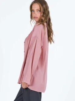 Princess Polly Callie Shirt Pink -Princess Polly Shop 3 modelinfo mirte us2 bf872a35 96c8 42d2 b7dc 33ade9b4d1fa