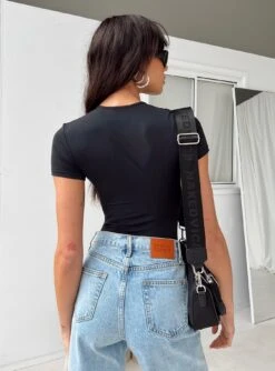 Rover Bodysuit Black -Princess Polly Shop 4 model info Josephine us2 351d0aba 0673 4676 a138 464f1538fd8d