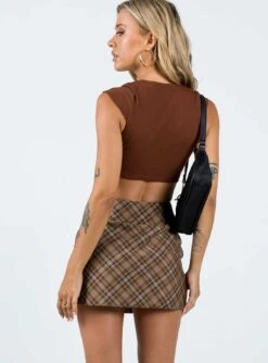 Princess Polly Davenport Mini Skirt Brown 11 Princess Polly Davenport Mini Skirt Brown -Princess Polly Shop 4 modelinfo Cathlin us2 9ea9716c 9a39 479c 943a ead60ccd9123