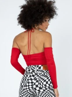 Princess Polly St Eden Top Red -Princess Polly Shop 4 modelinfo Jamea us4 43657a02 caf1 4817 8a9e dcbc7207563b