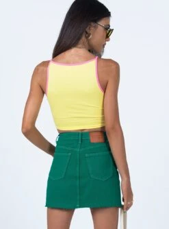 Princess Polly Aurelie Denim Mini Skirt Green -Princess Polly Shop 4 modelinfo Jess US2 9666668d 5ac5 4bc3 88e1 ab4e621c4d5b