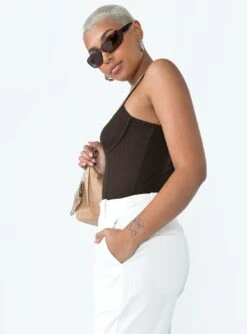 Benjamin Bodysuit Brown 8 Benjamin Bodysuit Brown -Princess Polly Shop 4 modelinfo Sarah us6 3199e302 4ce0 4354 b5b7 ae71a0d800a7