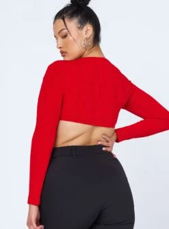 Princess Polly Anaya Long Sleeve Top Red -Princess Polly Shop 4 modelinfo alicia us10 6a02e42f 1b9d 487f a50f c2894fc367fc