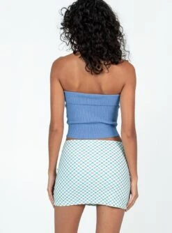 Princess Polly Opal Dream Mini Skirt Multi -Princess Polly Shop 4 modelinfo ariel us4 e1485f04 ac95 46f6 bfc1 b0be671036a4