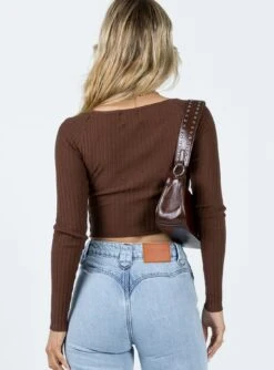 Princess Polly Havill Long Sleeve Top Brown 9 Princess Polly Havill Long Sleeve Top Brown -Princess Polly Shop 4 modelinfo chloe us2 153d5e0f dc0a 42dc b4c3 342a8e1827e2