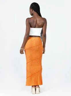 Princess Polly Oscar Maxi Skirt Orange -Princess Polly Shop 4 modelinfo cynthia us4 f8edcbb1 7d3f 4247 b25c 76474c62470d