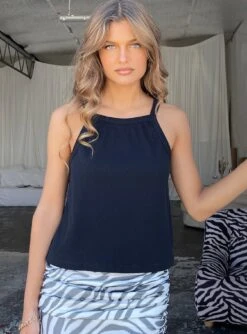 Ashby Top Black -Princess Polly Shop 4 modelinfo elise us2