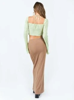 Princess Polly Robbin Maxi Skirt Beige -Princess Polly Shop 4 modelinfo elise us2 5937a49d 37e7 4986 8adf eb9b0c1448c0