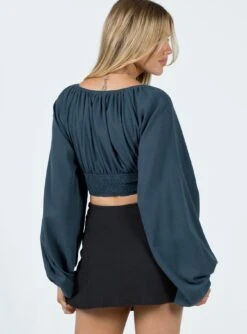 Princess Polly Buddy Mini Skirt Black -Princess Polly Shop 4 modelinfo elly us2 595948a0 53ea 4b5f b5b4 dd7841e29dff