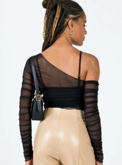 Layla Long Sleeve Top Black -Princess Polly Shop 4 modelinfo ira us2 9fc235b5 01c4 492e be90 d86d0693653d