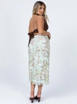 Princess Polly Deanna Midi Skirt Green Multi 11 Princess Polly Deanna Midi Skirt Green Multi -Princess Polly Shop 4 modelinfo jasmin us8 09483cb8 de2e 45af 9761 6c35cb158768