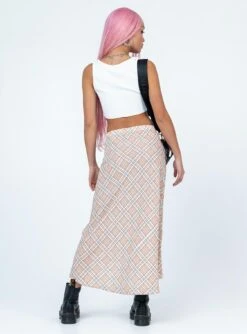 Princess Polly Monte Midi Skirt Yellow -Princess Polly Shop 4 modelinfo jayechelle us4 0179bfa3 d635 4201 b6b2 3807c3ea8291