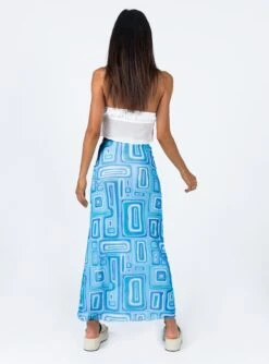 Princess Polly Tones Midi Skirt Blue -Princess Polly Shop 4 modelinfo jess us2 a7f0bf46 c029 4874 90eb b8f0db502d62