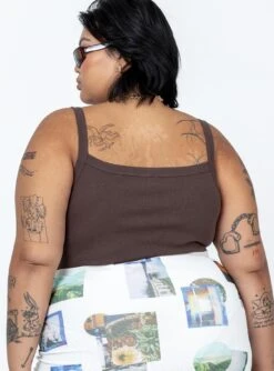 Lindsey Bodysuit Brown Curve -Princess Polly Shop 4 modelinfo lovisa us18 18f82043 5f8c 4692 81e2 9dcc6c4a1d05