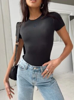 Rover Bodysuit Black -Princess Polly Shop 5 model info Josephine us2 8565dec4 0a00 45b5 a33e 67db08b7374d