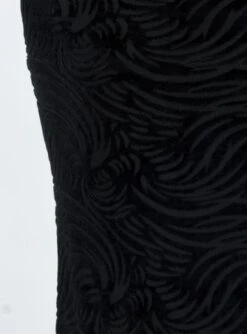 Princess Polly August Midi Skirt Black -Princess Polly Shop 5 modelinfo Christy us4 26d8012e dcd5 4758 b95b d76ab365e71e