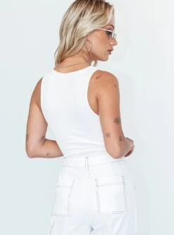 Princess Polly Evermore Bodysuit White -Princess Polly Shop 5 modelinfo Michaela us2 59ca826b 6eb8 44a6 a61f afcb490070ba