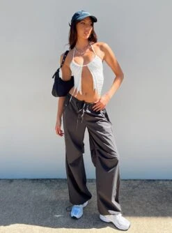 Princess Polly Tunis Top Ivory -Princess Polly Shop 5 modelinfo josephine us2 64b27ec4 ac37 481b a4fd 9365f7399ef9